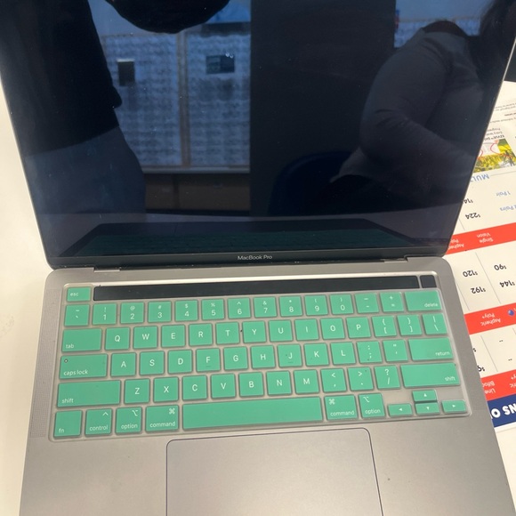 Apple MacBook Pro 13”